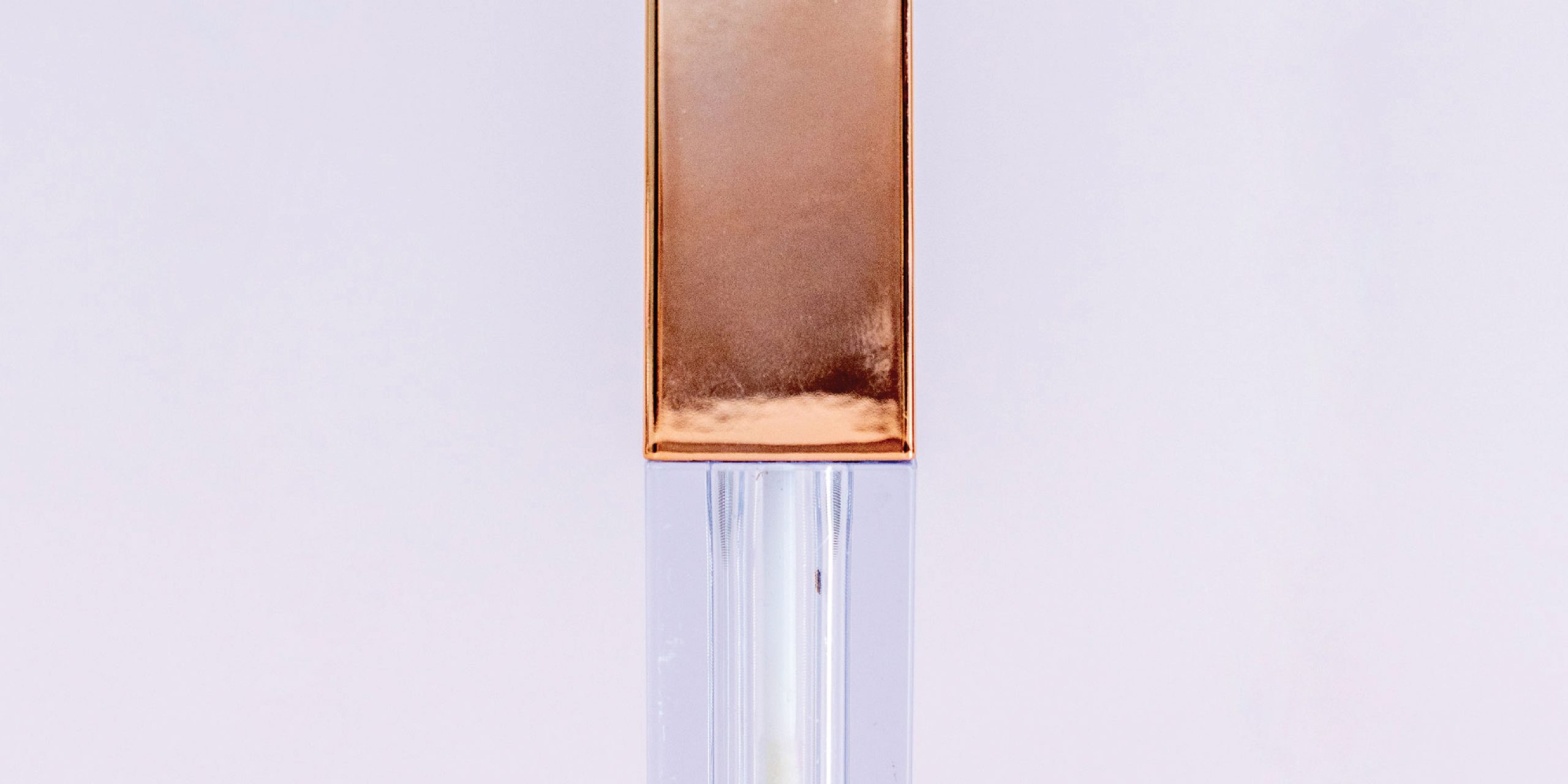 iupackaging-หลอดลิปจุ่มสี่เหลี่ยมฝาทอง_5g