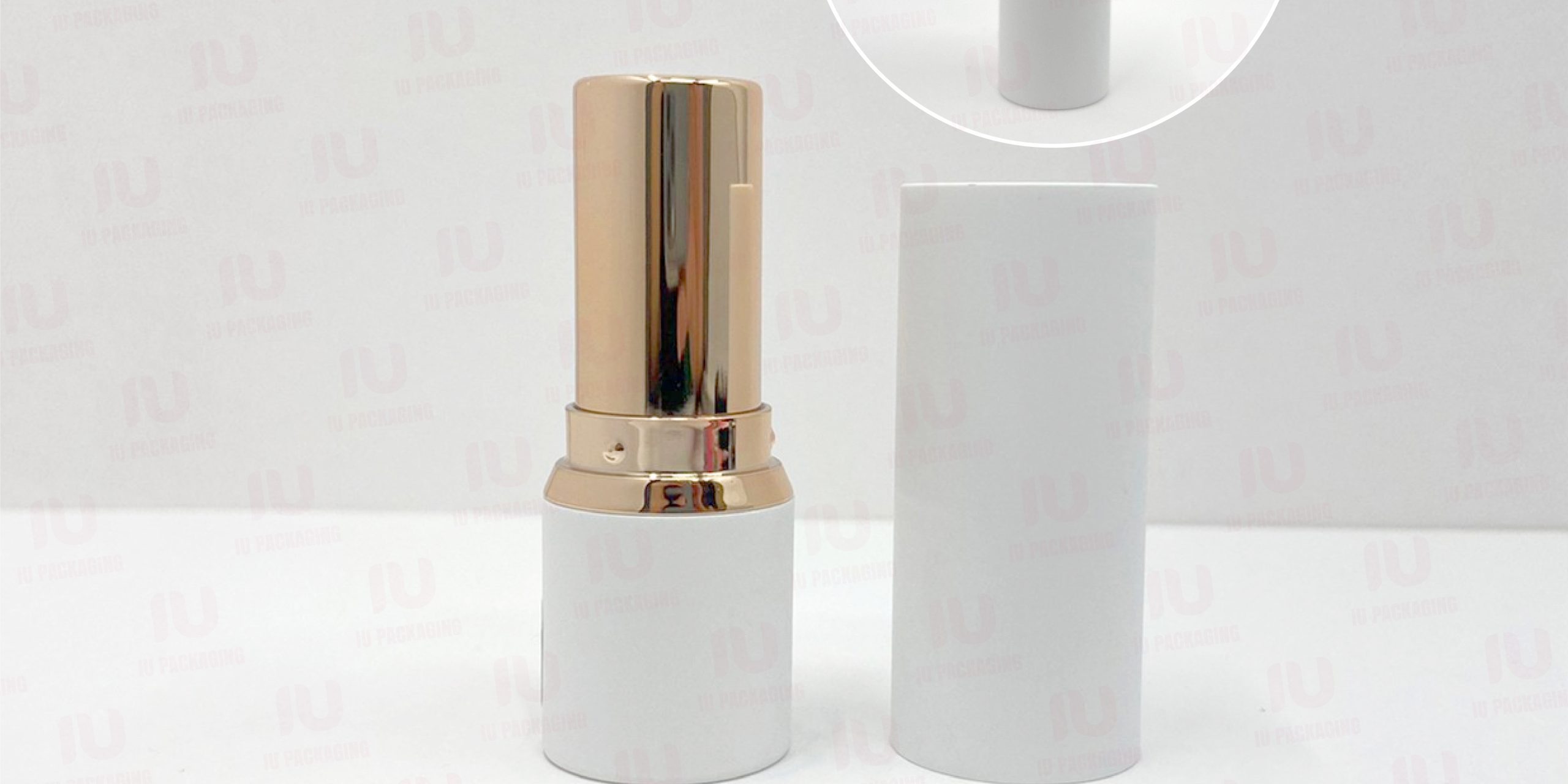 0101702-iupackaging-หลอดลิปแท่งทรงกลมสีขาวคาดทอง
